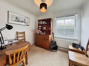 FENWICK DRIVE- click for photo gallery
